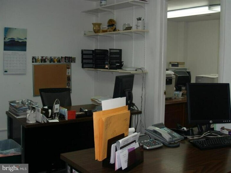More Photos Of 11712 Big Pool Rd, Clear Spring Warehouse For Sale