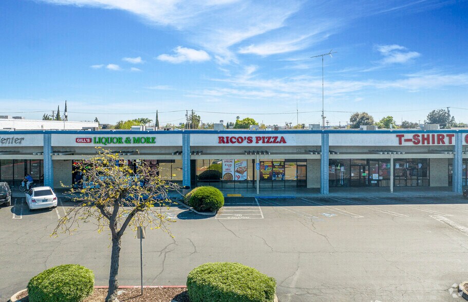 Primary Photo Of 1420 E Hatch Rd, Modesto Freestanding For Lease