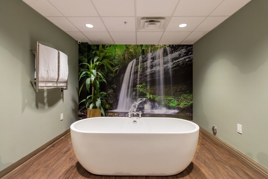 More Photos Of 1288 Veterans Hwy, Levittown Rehabilitation Center For Sale