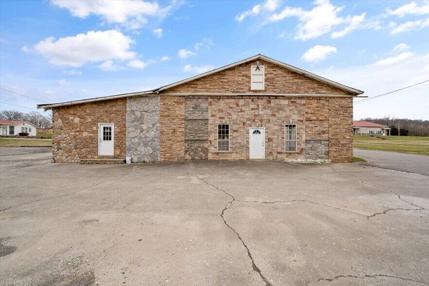 More Photos Of , Maryville Unknown For Sale