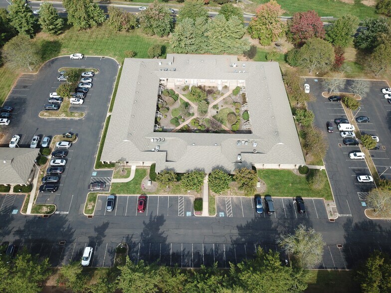 More Photos Of 4 Terry Dr, Newtown Medical For Lease