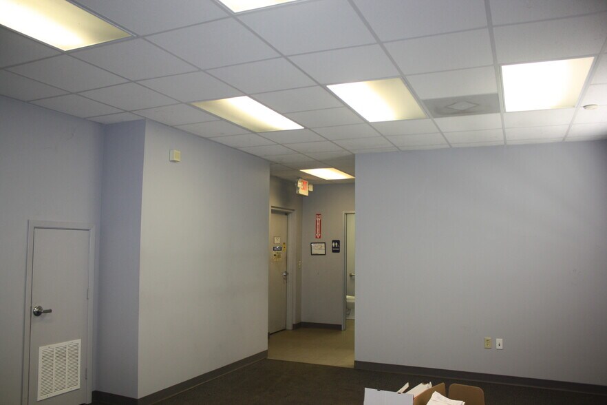 More Photos Of 19111 Fm 362 Rd, Waller Manufacturing For Sale