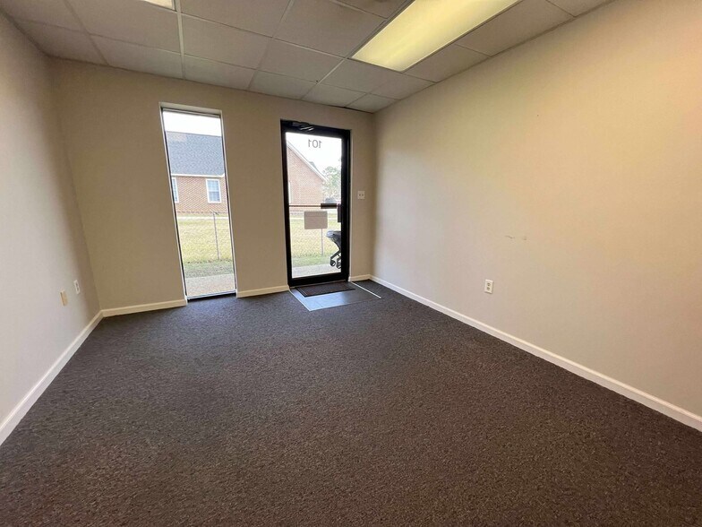 More Photos Of 1511 W 3rd Ave, Albany Office Residential For Lease