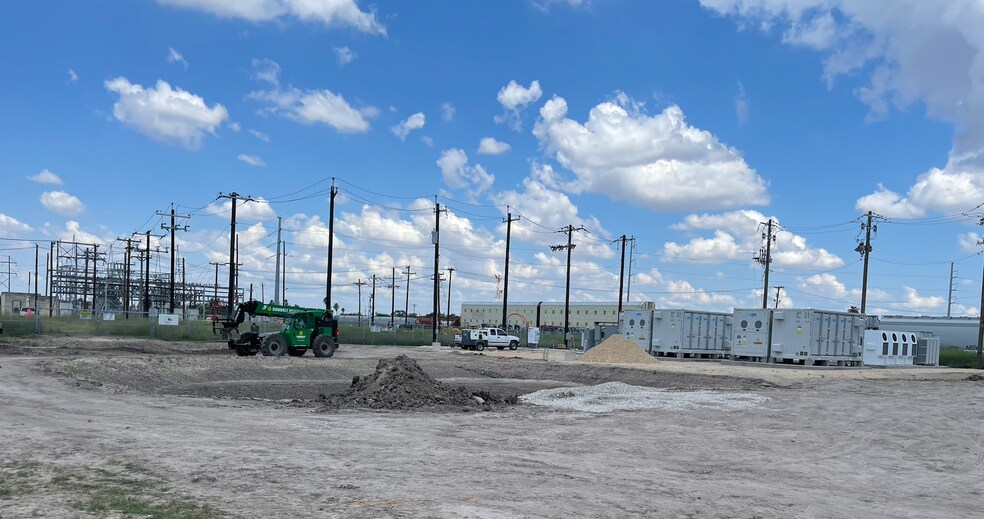 More Photos Of 1335 W Memphis St, Harlingen Industrial For Sale