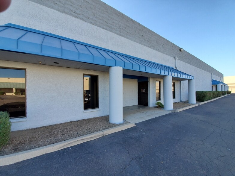 More Photos Of 422 S Madison Dr, Tempe Warehouse For Lease