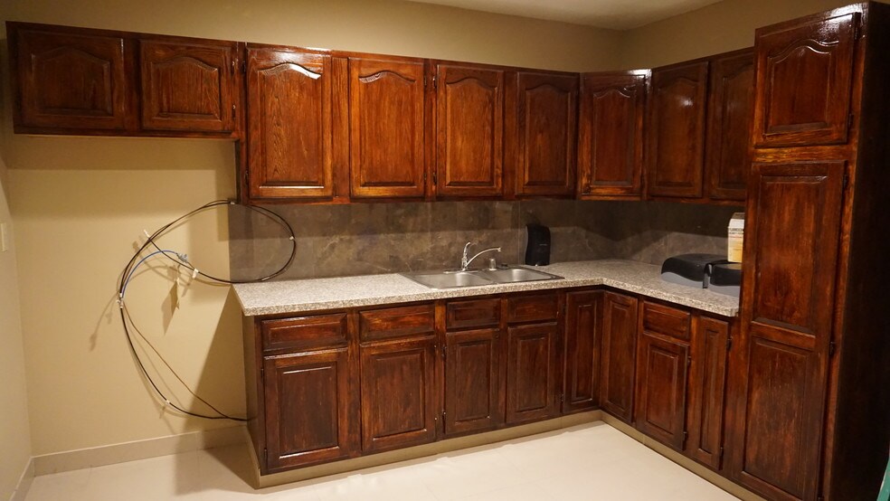 More Photos Of 301-311 W Civic Center Dr, Santa Ana Office For Lease