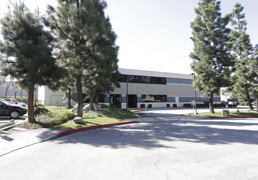 More Photos Of 18042 Cortney Ct, City of Industry Warehouse For Lease