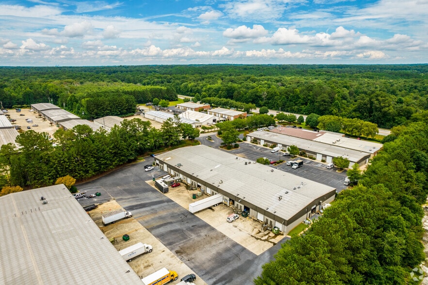 More Photos Of 116 Bethea Rd, Fayetteville Distribution For Lease