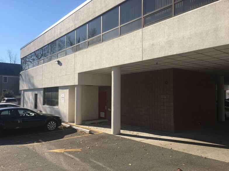 More Photos Of 810 Main St, Hackensack Office For Sale