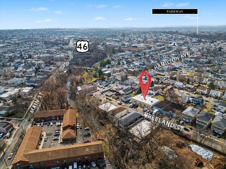 More Photos Of 17 Vreeland St, Lodi Office For Sale