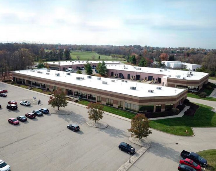 More Photos Of 1330 Kemper Meadow Dr, Cincinnati Light Manufacturing For Sale