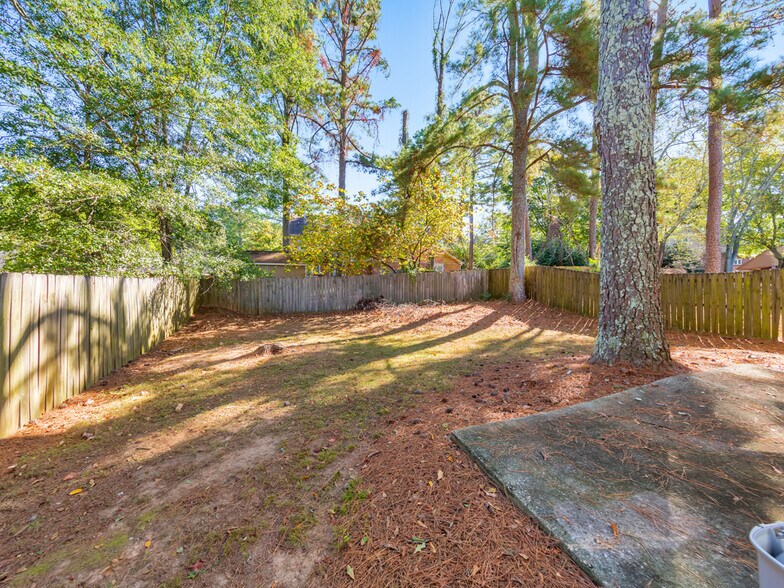 More Photos Of 2609 Country Trce SE, Conyers Multifamily For Sale