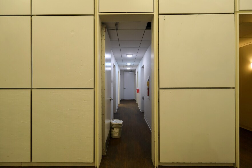 More Photos Of 650 Smithfield St, Pittsburgh Office For Lease