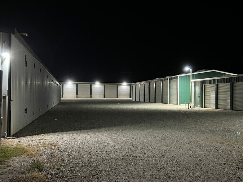 More Photos Of 5250 TX-185 Hwy, Victoria Self Storage For Sale