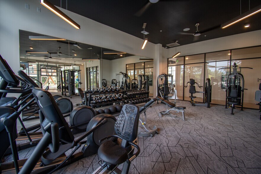 More Photos Of 234 E Mitchell Hammock Rd, Oviedo Apartments For Lease