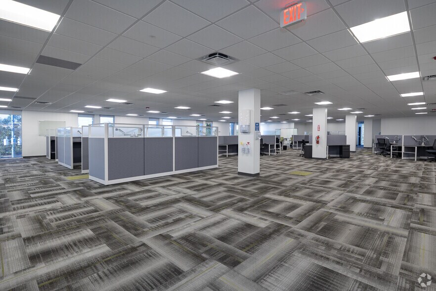 More Photos Of 3733 University Blvd W, Jacksonville Office For Lease