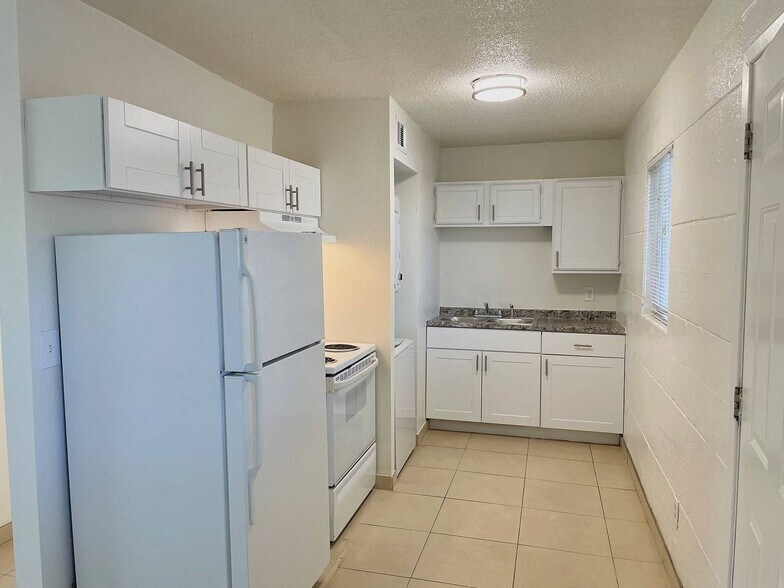 More Photos Of 1412 N 35th St, Phoenix Apartments For Sale