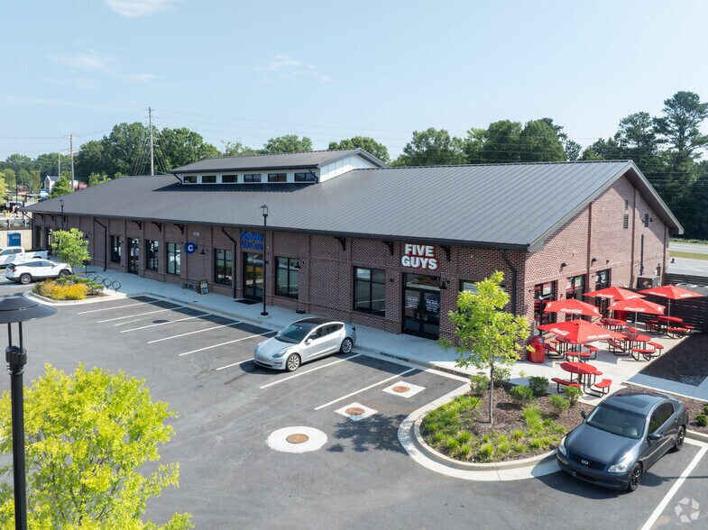 More Photos Of McFarland Pky, Alpharetta Unknown For Lease