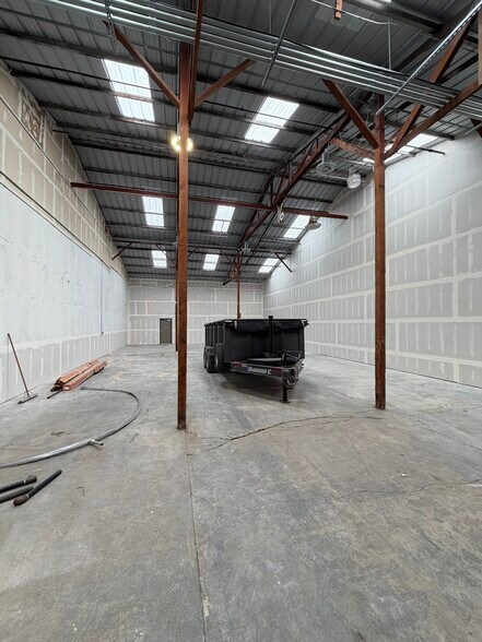 More Photos Of 901-909 Harkins Rd, Salinas Warehouse For Lease