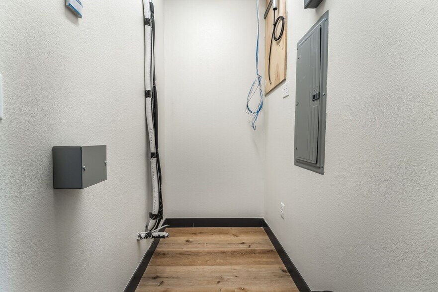 More Photos Of 3329 S Eastern Ave, Las Vegas Office For Sale