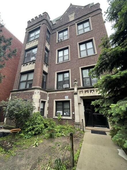 Primary Photo Of 4450-4452 N Ashland Ave, Chicago Apartments For Sale