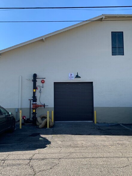 More Photos Of 555 Maple St, Carpinteria Warehouse For Lease