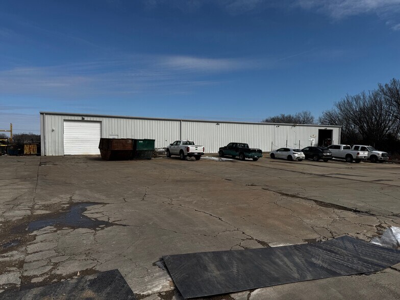 More Photos Of 7801 N Harrison Ave, Shawnee Warehouse For Sale