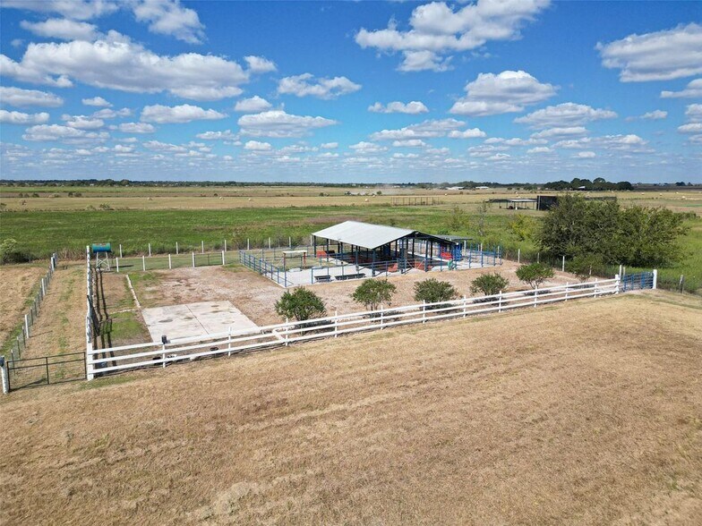 More Photos Of 1023 Williams Rd, East Bernard Land For Sale
