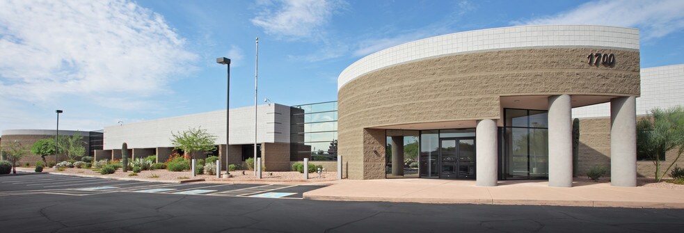 More Photos Of 1700 N Desert Dr, Tempe Office For Sale