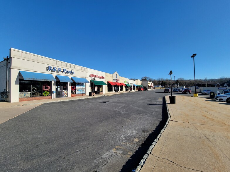 Primary Photo Of 25 Main St, Hellertown Unknown For Lease