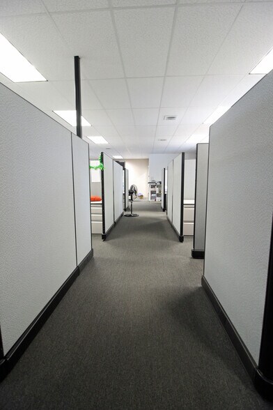 More Photos Of 80-82 Northboro Rd E, Marlborough Office For Sale