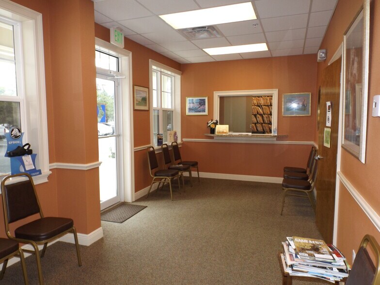 More Photos Of 733-771 Highway 466, Lady Lake Medical For Sale