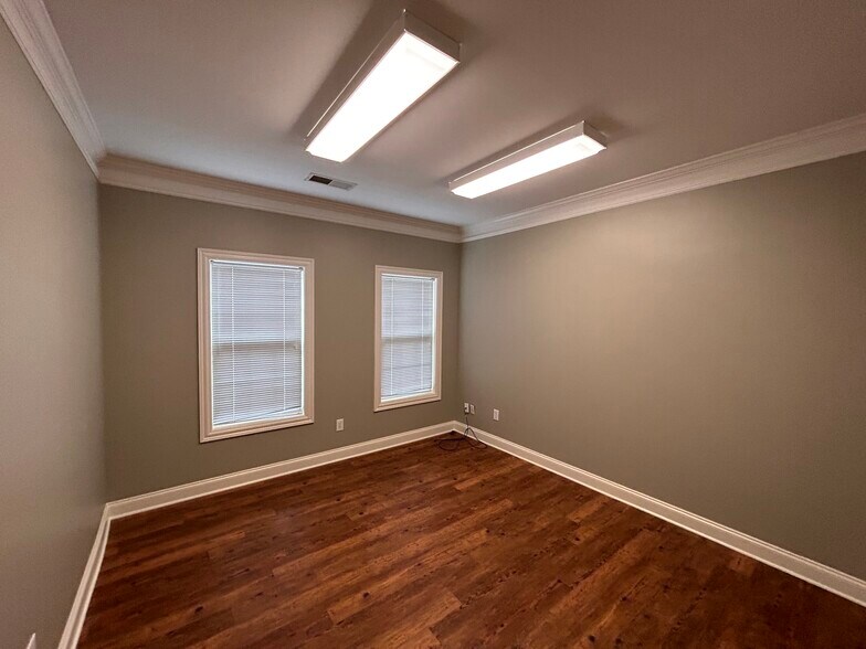 More Photos Of 1050 Shiloh Rd NW, Kennesaw Office For Lease