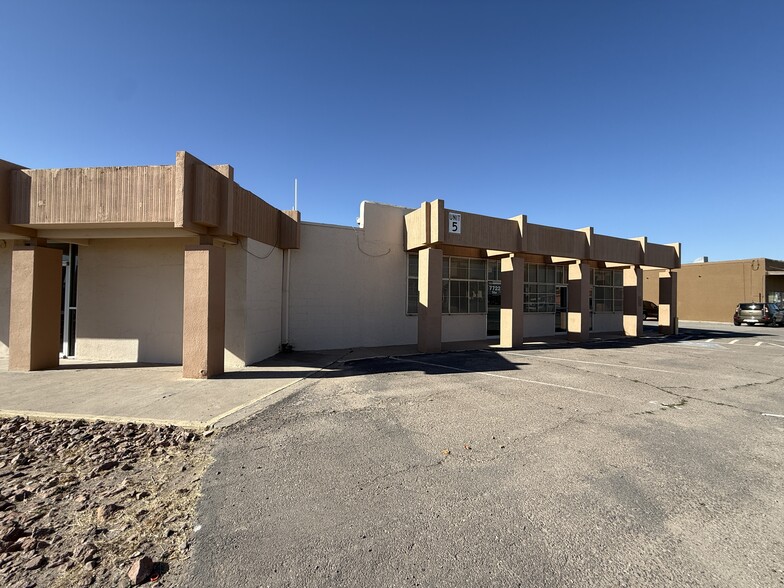 More Photos Of 7722 North Loop Dr, El Paso Specialty For Sale