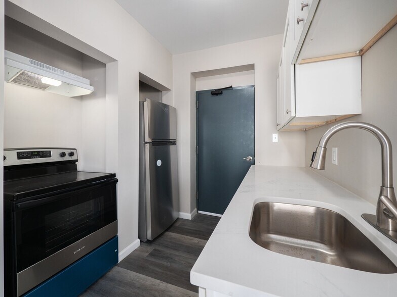 More Photos Of 1515 Vine St, Scranton Apartments For Sale