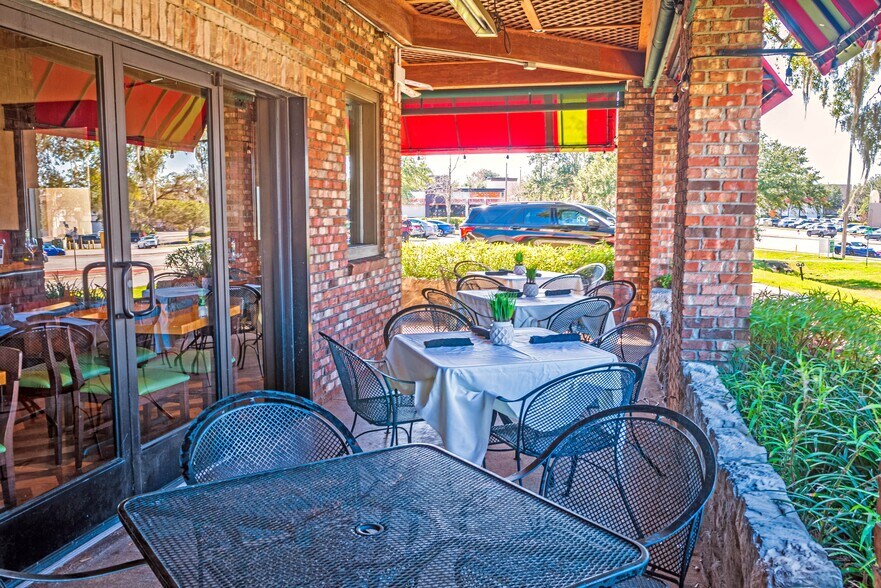 More Photos Of 3021 SW 34th St, Gainesville Restaurant For Sale