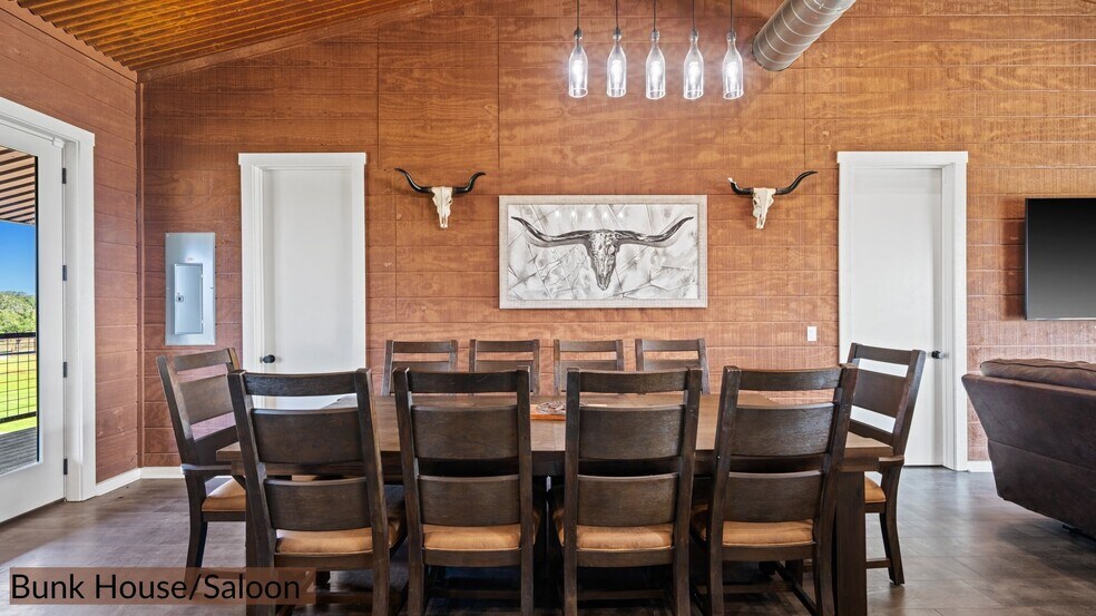 More Photos Of 1430 Gibson Best, Hye Land For Sale