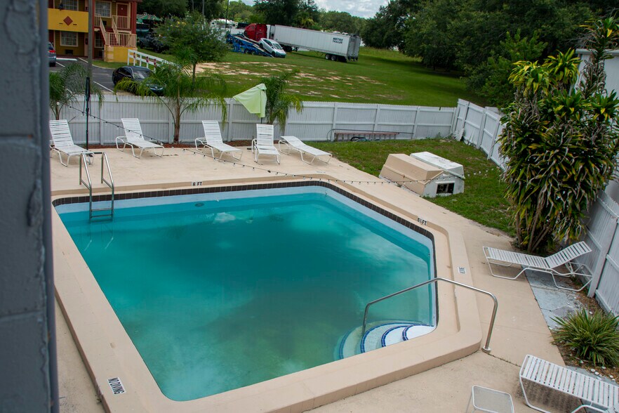 More Photos Of 4657 W Irlo Bronson Memorial Hwy, Kissimmee Hotel For Sale