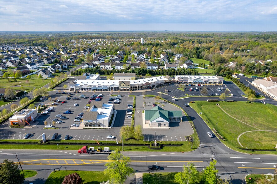 More Photos Of 23200 Columbus Rd, Columbus Unknown For Lease