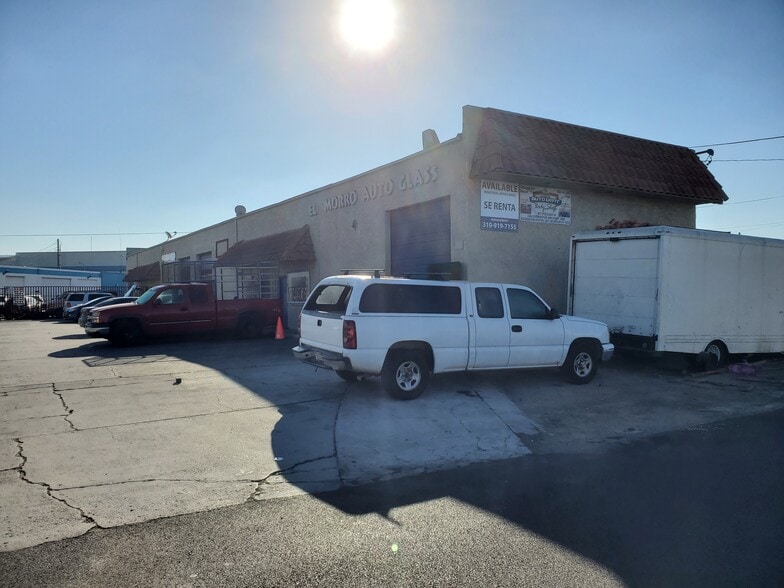 Primary Photo Of 700 Mountain View Ave, Oxnard Warehouse For Lease