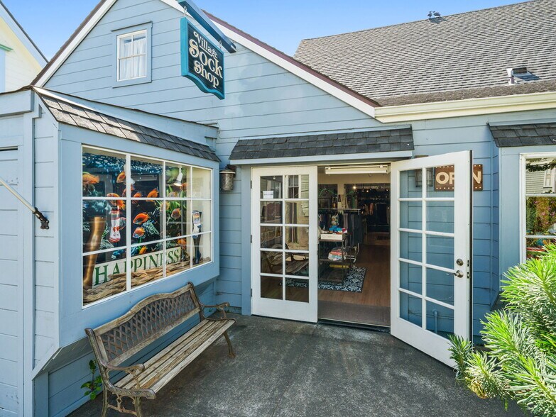 More Photos Of 10481 Lansing St, Mendocino General Retail For Sale