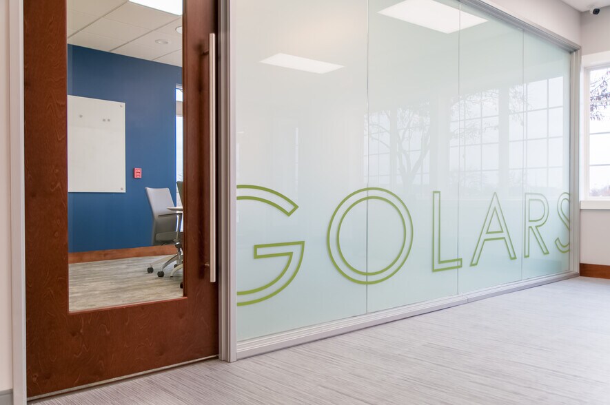 More Photos Of 15755 N Pointe Blvd, Noblesville Medical For Sale