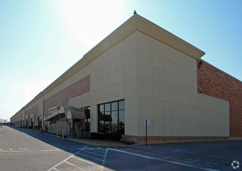More Photos Of 7125 Industrial Rd, Florence Industrial For Lease