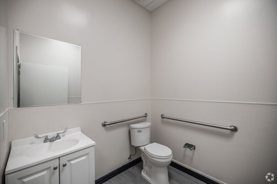 Photo of 1st Floor Ste B1