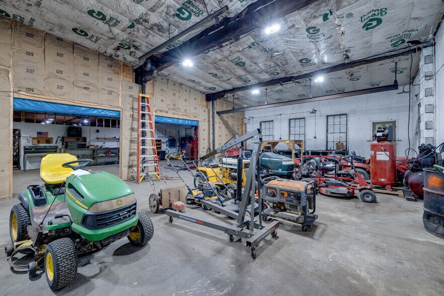 More Photos Of 164 Orchard dr, Timberville Light Distribution For Sale