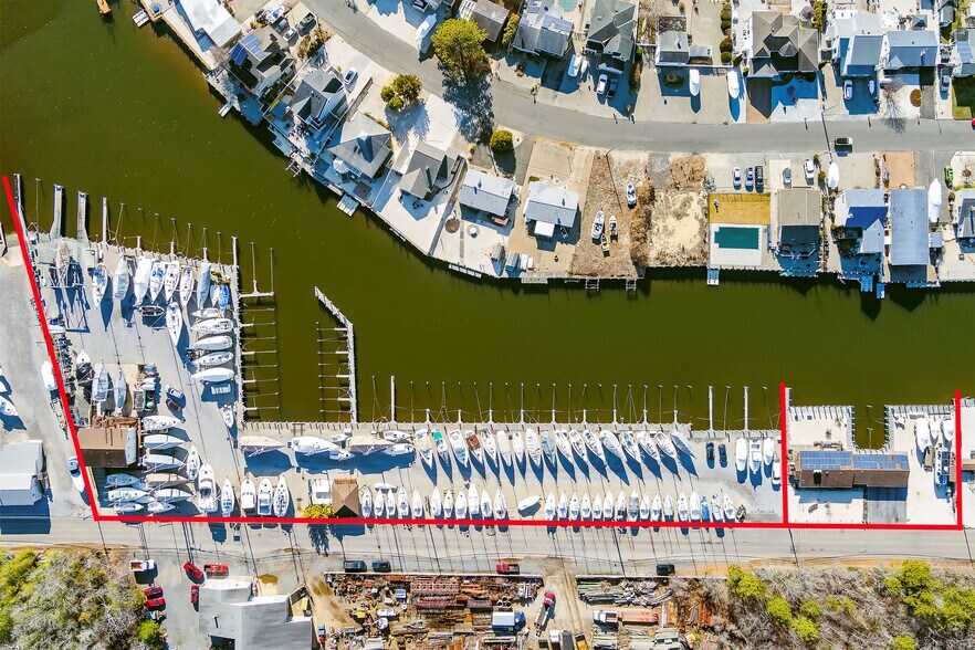 More Photos Of 100 Harbor Inn Rd, Bayville Shipyard For Sale