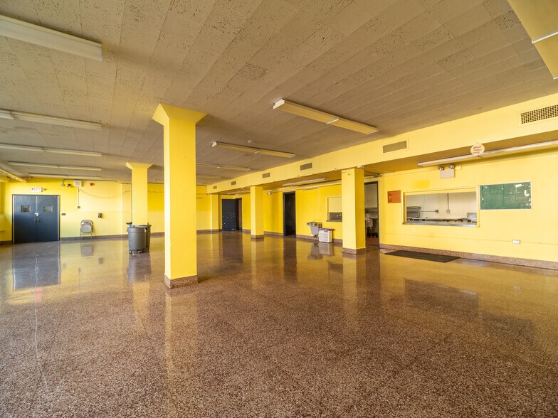 More Photos Of 18 Central Ave, Port Chester Schools For Lease