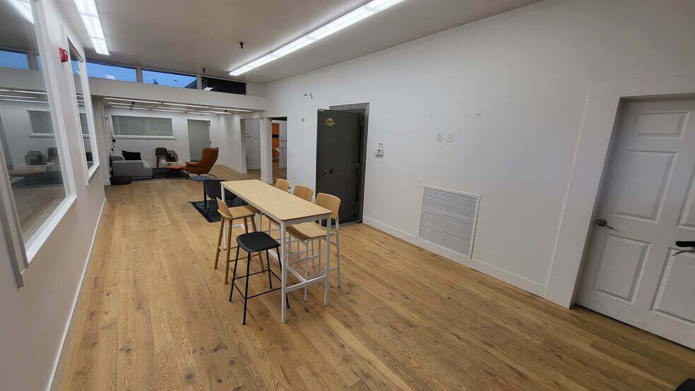 More Photos Of 3801 Race St, Denver Showroom For Lease