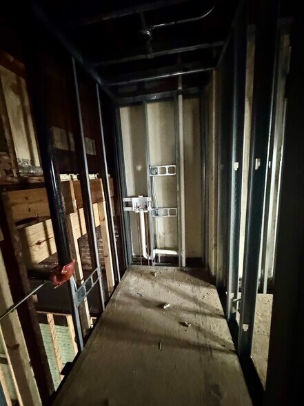 More Photos Of 120 Walnut St, Washington General Retail For Sale