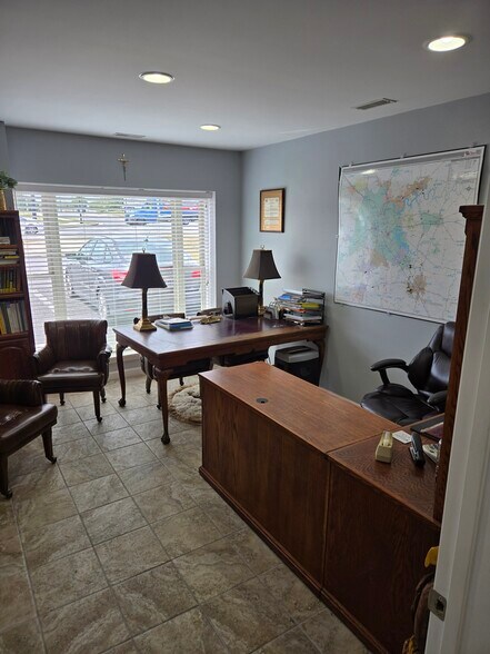 More Photos Of 1315 S Water Ave, Gallatin Freestanding For Lease